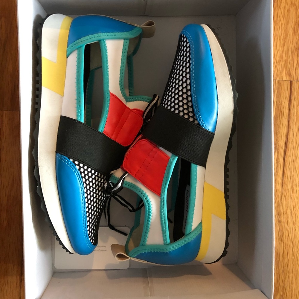 Steve Madden sneakers